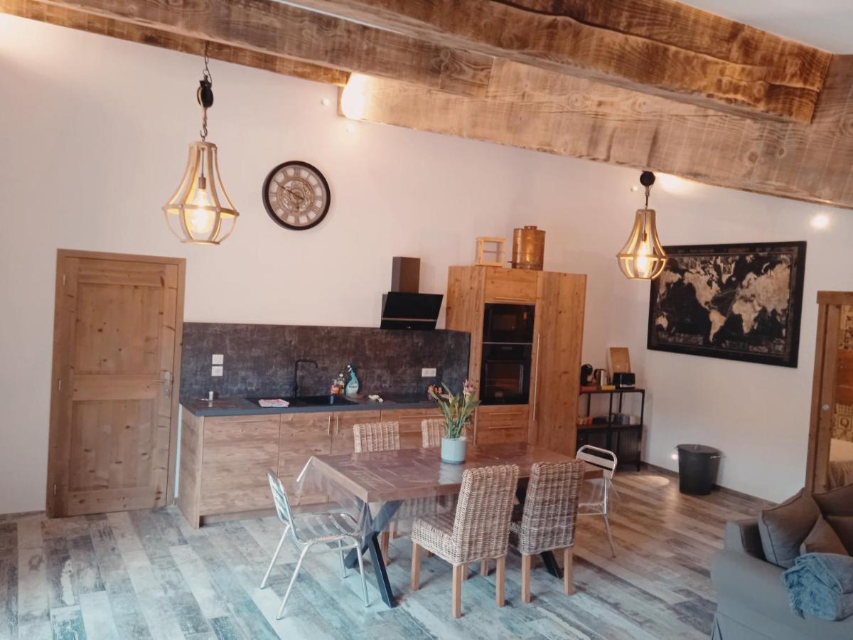 Gite du Mas de la Finière Châteaurenard Esterno foto