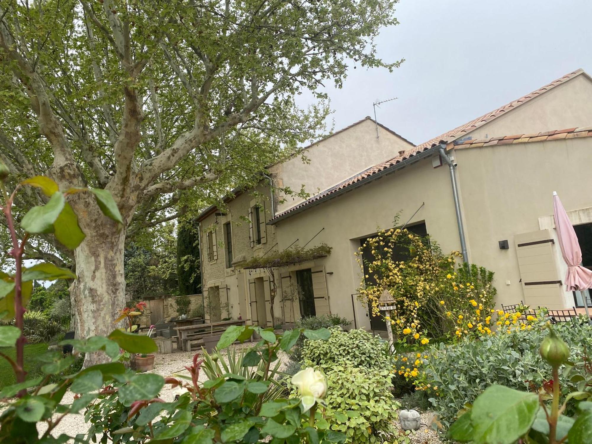 Gite du Mas de la Finière Châteaurenard Esterno foto