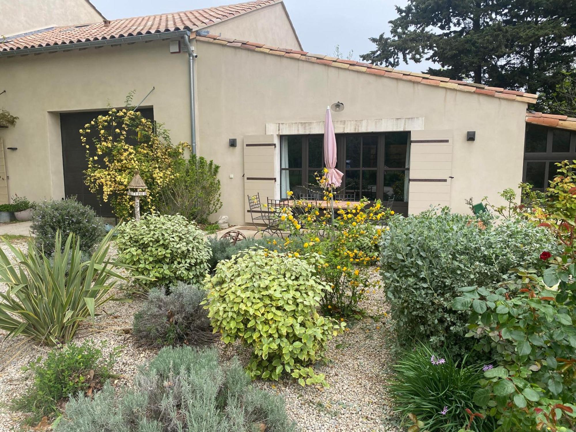 Gite du Mas de la Finière Châteaurenard Esterno foto